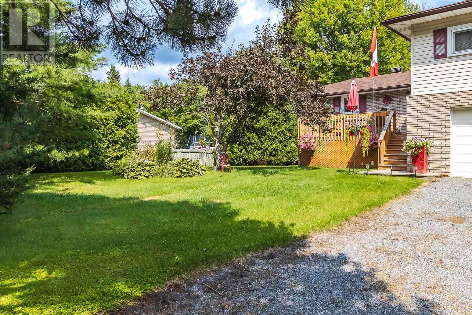 690 Walls Side Rd, Sault Ste. Marie, Ontario  P6A 6K4 - Photo 37 - SM260680