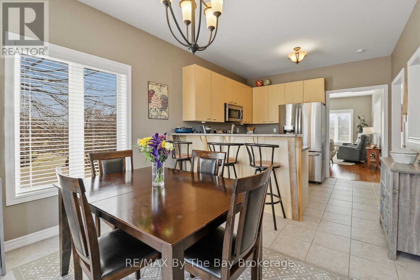 18 Maple Drive, Clearview, Ontario  L9Z 0A7 - Photo 16 - S12994264