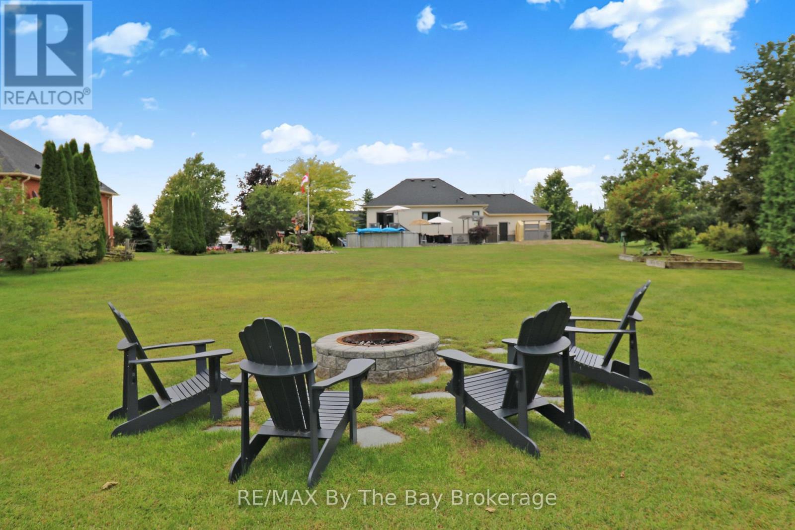 18 Maple Drive, Clearview, Ontario  L9Z 0A7 - Photo 49 - S12994264