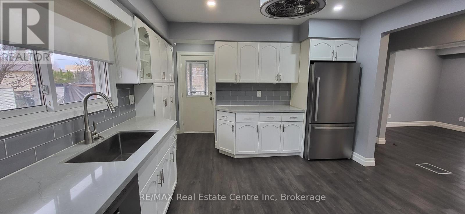 91 Victora Road N, Guelph, Ontario  N1E 5G9 - Photo 3 - X12994300