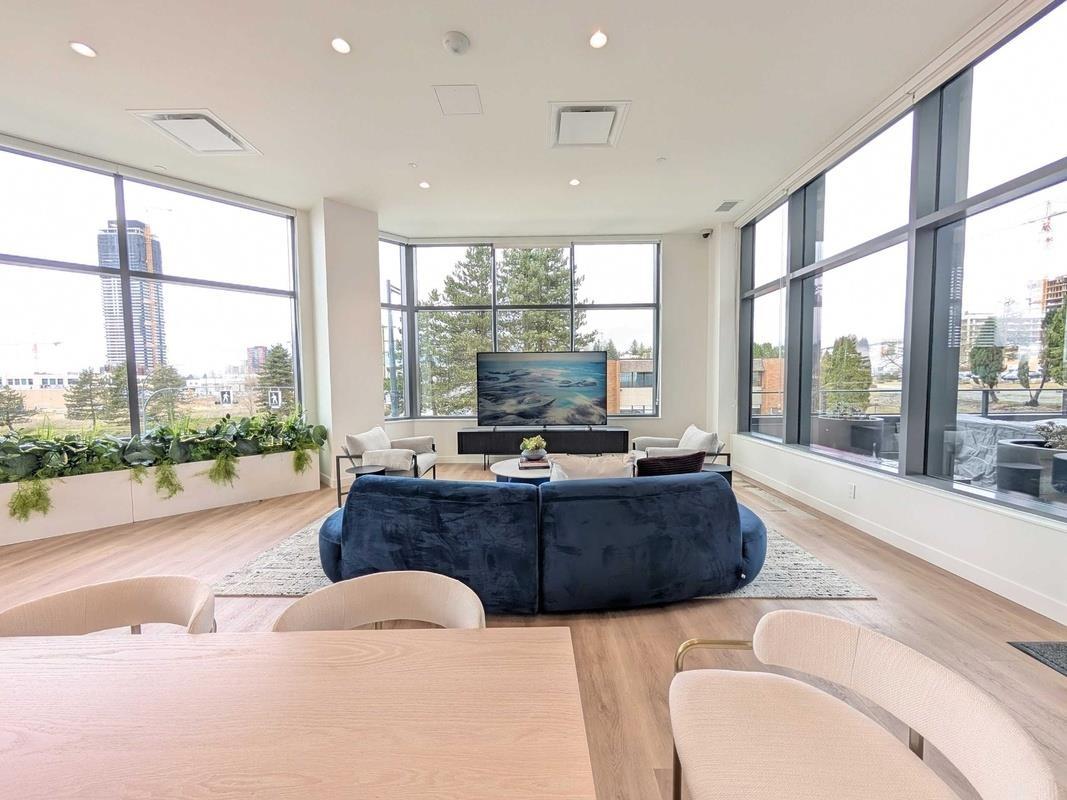 6f 13738 Central Avenue, Surrey, British Columbia V3T 0X5 - Photo 17 - R3111037