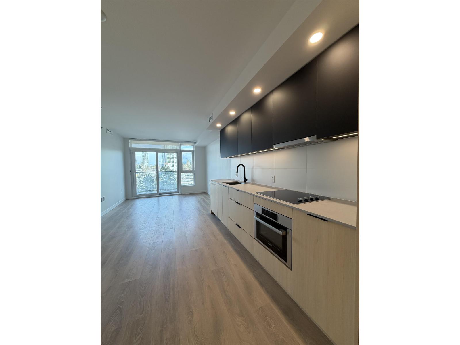 6f 13738 Central Avenue, Surrey, British Columbia V3T 0X5 - Photo 6 - R3111037