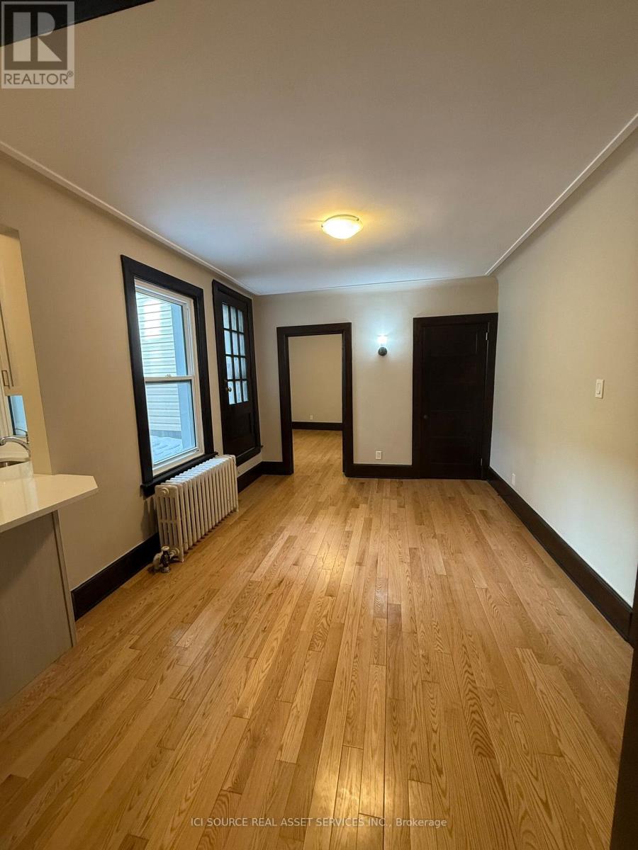 138 Second Avenue, Ottawa, Ontario  K1S 2H5 - Photo 9 - X12964364