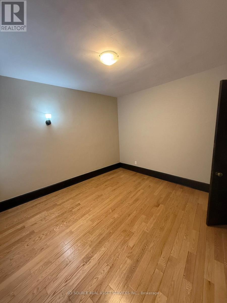 138 Second Avenue, Ottawa, Ontario  K1S 2H5 - Photo 7 - X12964364