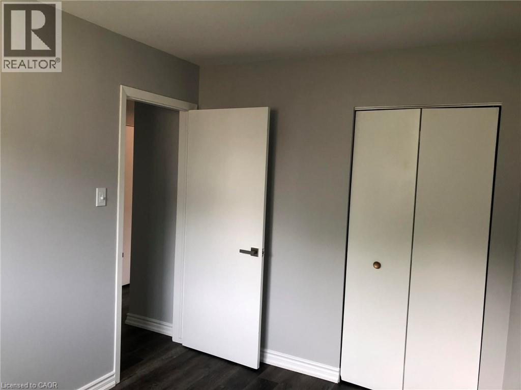 29 Birchcliffe Crescent, Hamilton, Ontario  L8T 4K6 - Photo 9 - 40820405