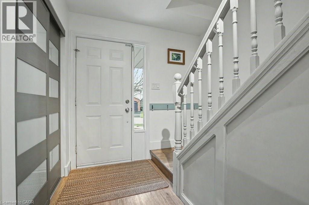 32 Marisa Street, Kitchener, Ontario  N2K 3V8 - Photo 5 - 40819920