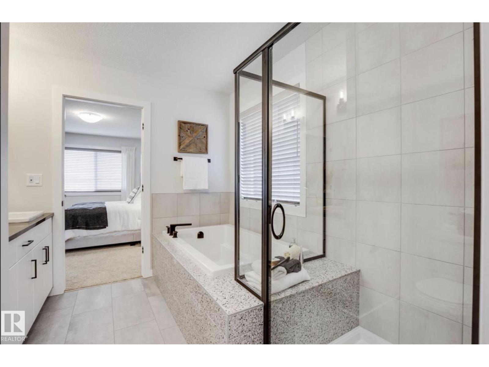 17359 3 St Nw, Edmonton, Alberta  T5Y 4G7 - Photo 16 - E4473212