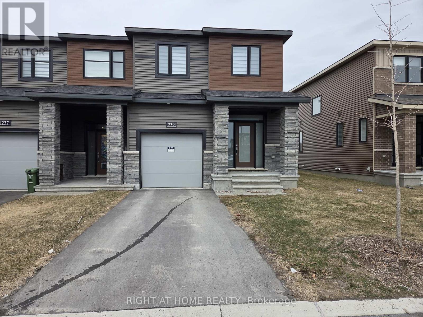 239 ELSIE MACGILL WALK, Ottawa, Ontario