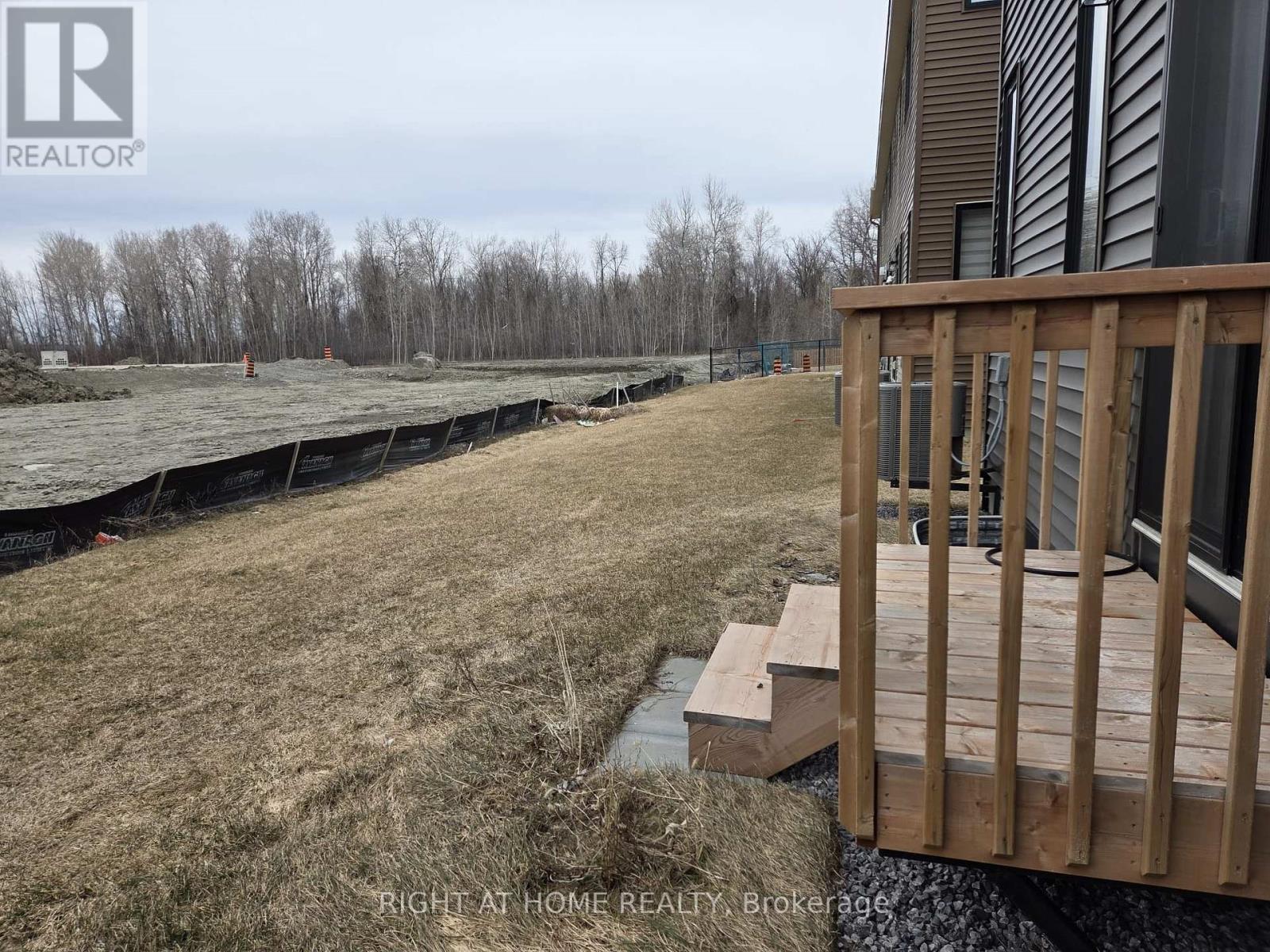 239 Elsie Macgill Walk, Ottawa, Ontario  K2W 0L4 - Photo 22 - X12994270