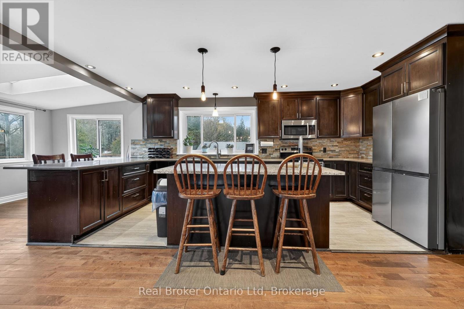 1720 Cameron Street W, Brock, Ontario  L0E 1E0 - Photo 15 - N12994342