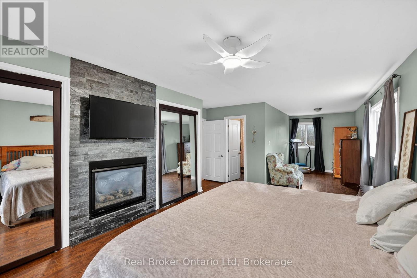 1720 Cameron Street W, Brock, Ontario  L0E 1E0 - Photo 18 - N12994342