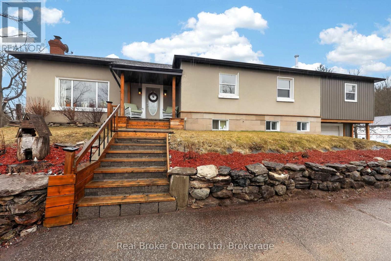 1720 Cameron Street W, Brock, Ontario  L0E 1E0 - Photo 3 - N12994342