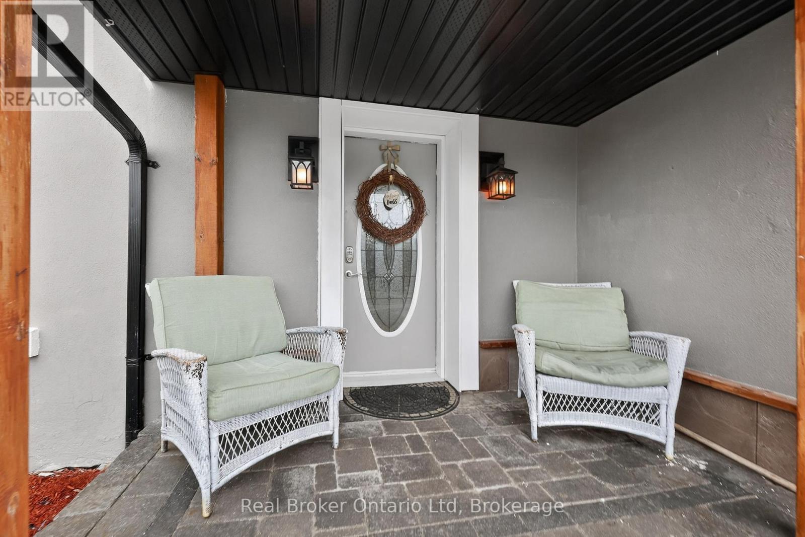 1720 Cameron Street W, Brock, Ontario  L0E 1E0 - Photo 6 - N12994342