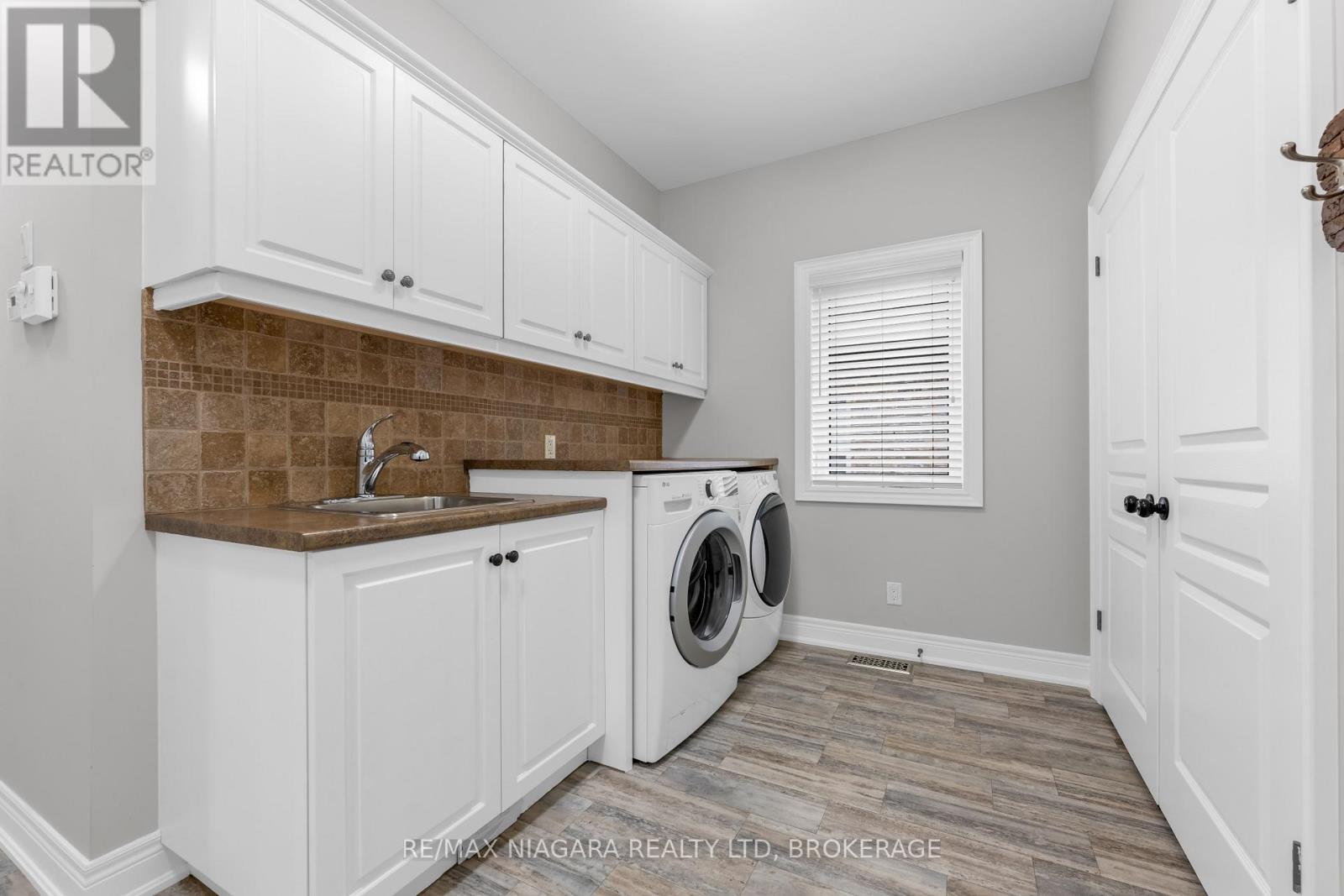 27 Martha Court, Pelham, Ontario L0S 1C0 - Photo 21 - X12994274