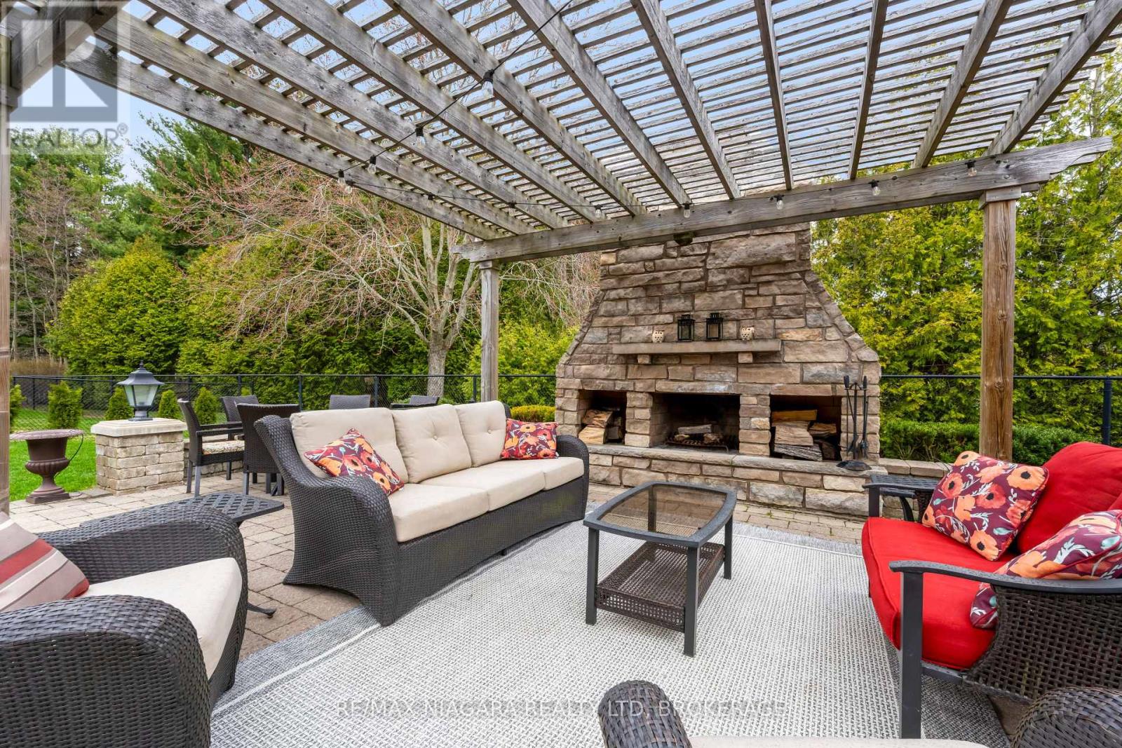 27 Martha Court, Pelham, Ontario L0S 1C0 - Photo 34 - X12994274