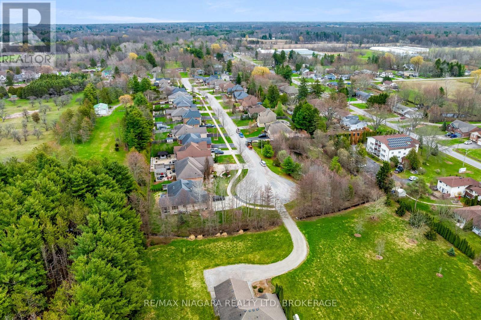 27 Martha Court, Pelham, Ontario L0S 1C0 - Photo 48 - X12994274