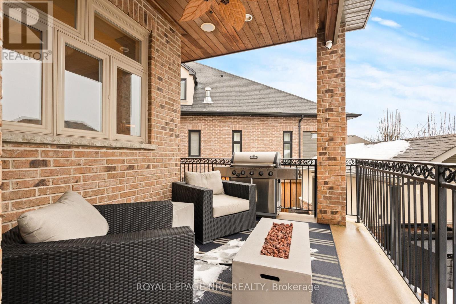 63 Terrace Drive, Grimsby, Ontario  L3M 1B6 - Photo 17 - X12994288