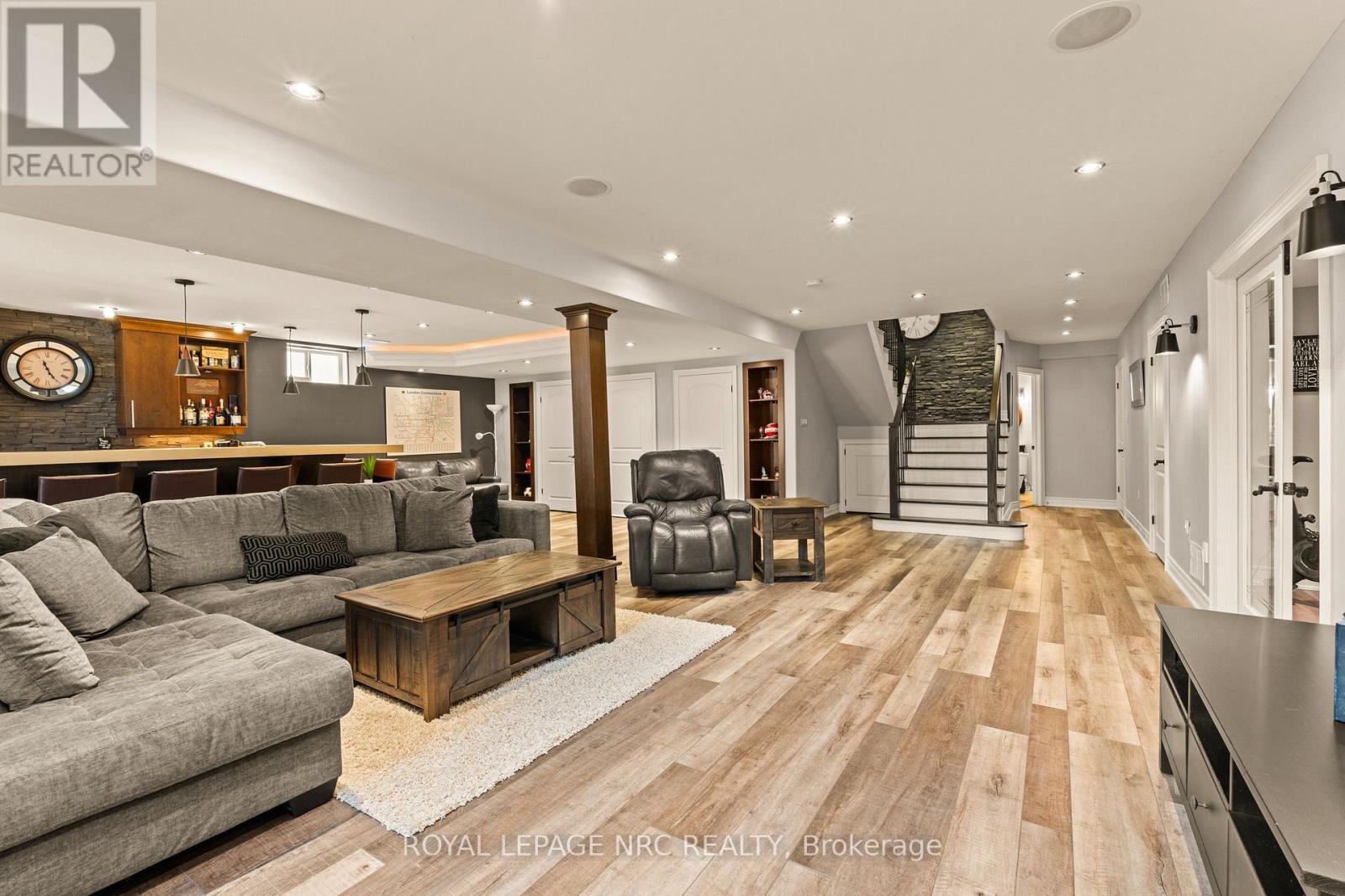 63 Terrace Drive, Grimsby, Ontario  L3M 1B6 - Photo 30 - X12994288