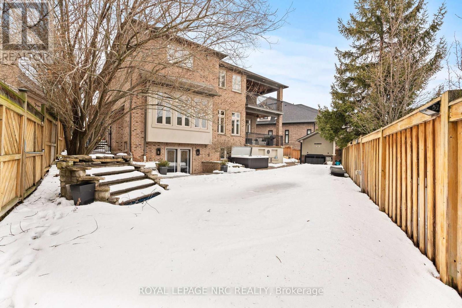 63 Terrace Drive, Grimsby, Ontario  L3M 1B6 - Photo 38 - X12994288