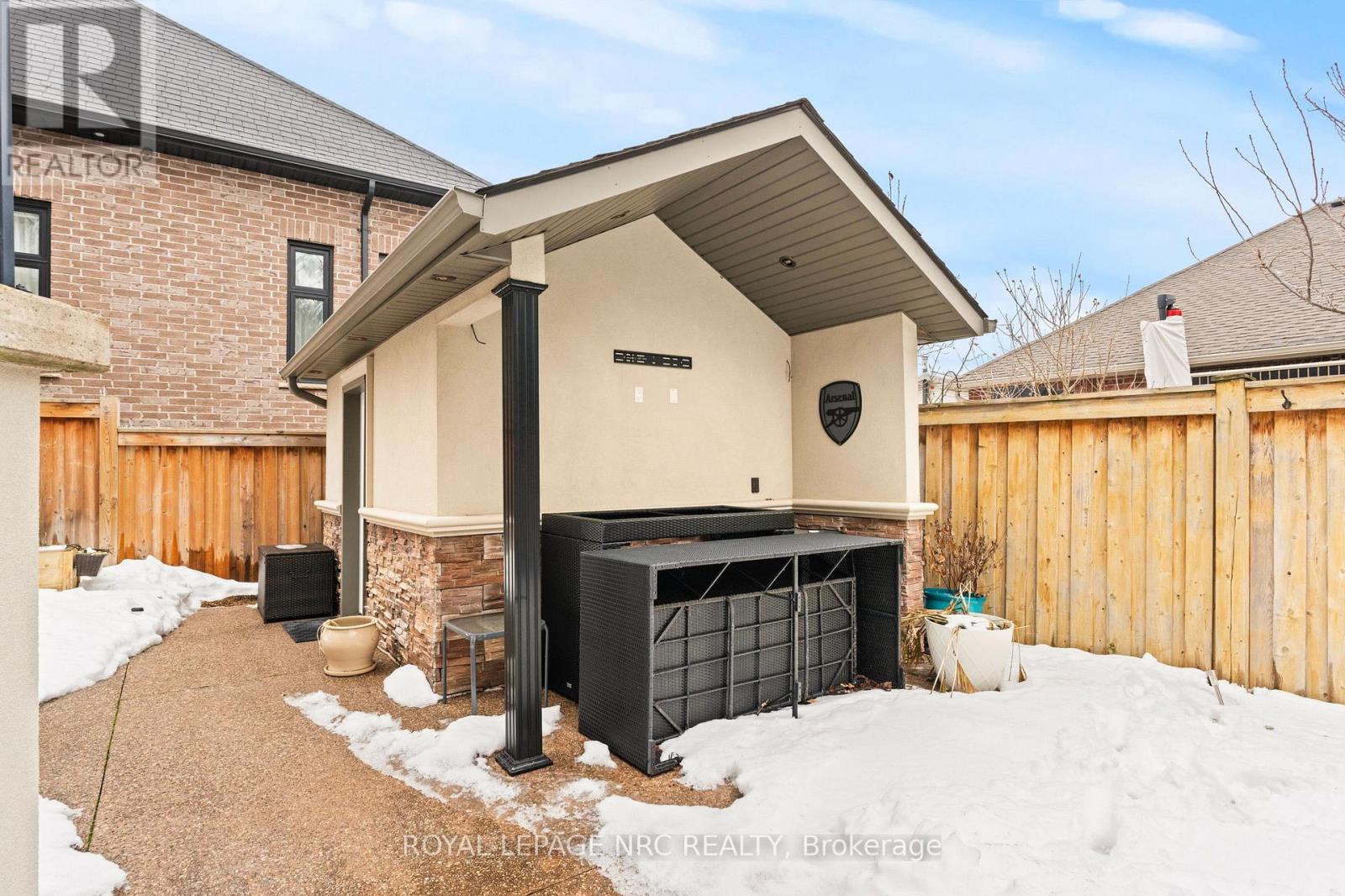 63 Terrace Drive, Grimsby, Ontario  L3M 1B6 - Photo 41 - X12994288