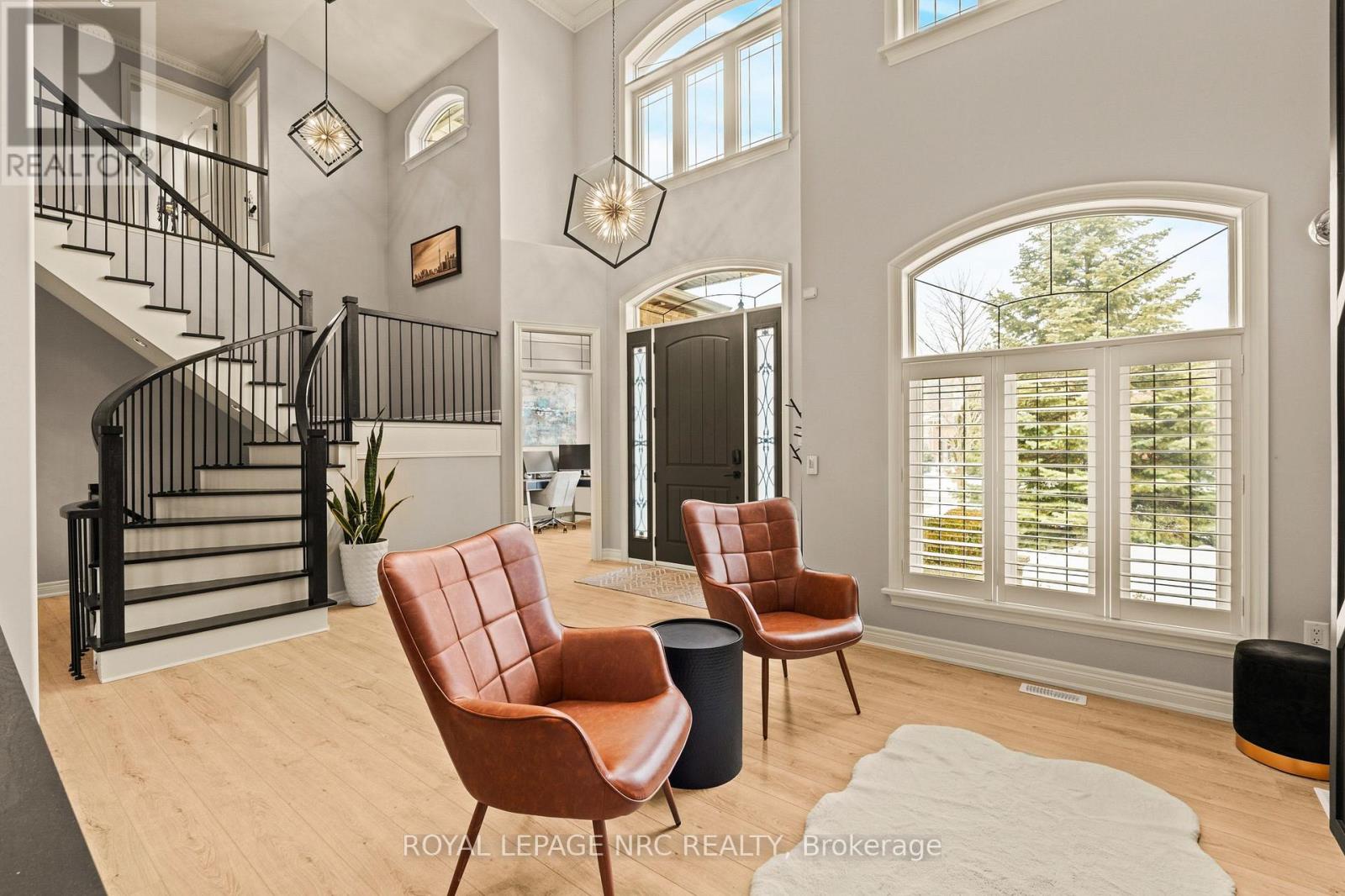 63 Terrace Drive, Grimsby, Ontario  L3M 1B6 - Photo 6 - X12994288