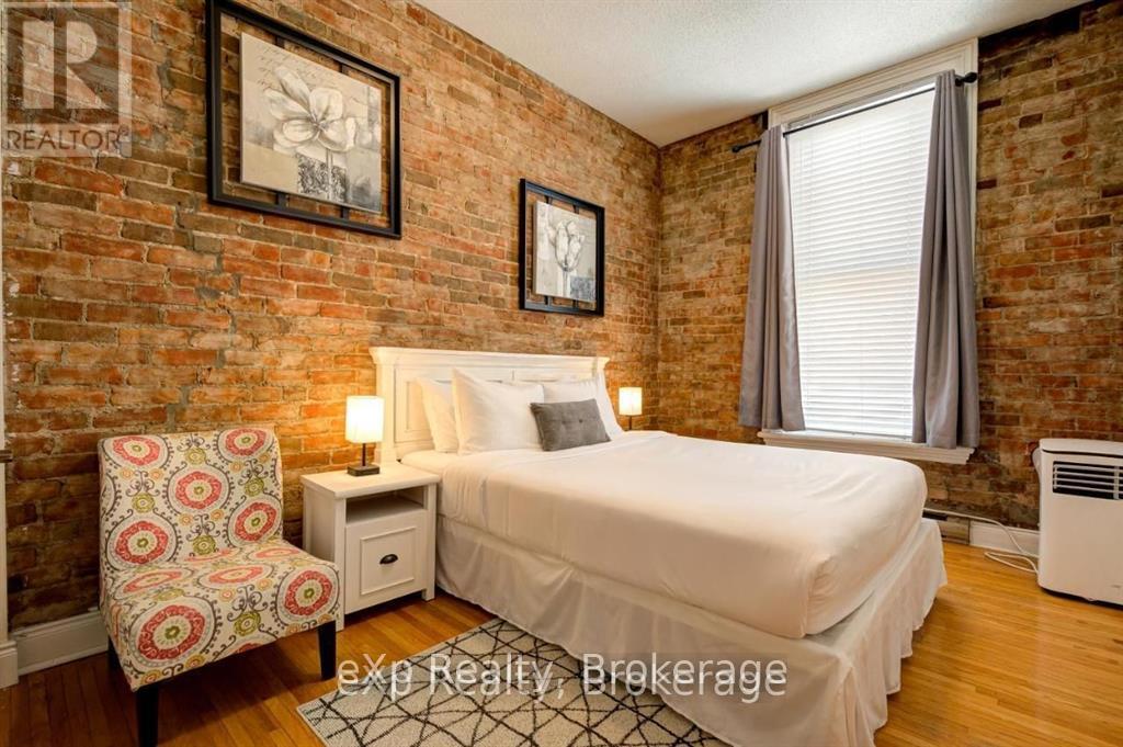 100 Downie Street, Stratford, Ontario  N5A 1X2 - Photo 6 - X12994336