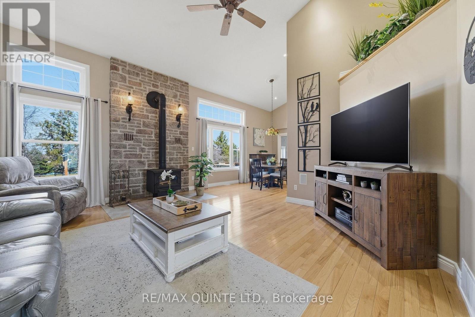 19 St Andrews Lane Drive, Rideau Lakes, Ontario  K0G 1X0 - Photo 11 - X12994326