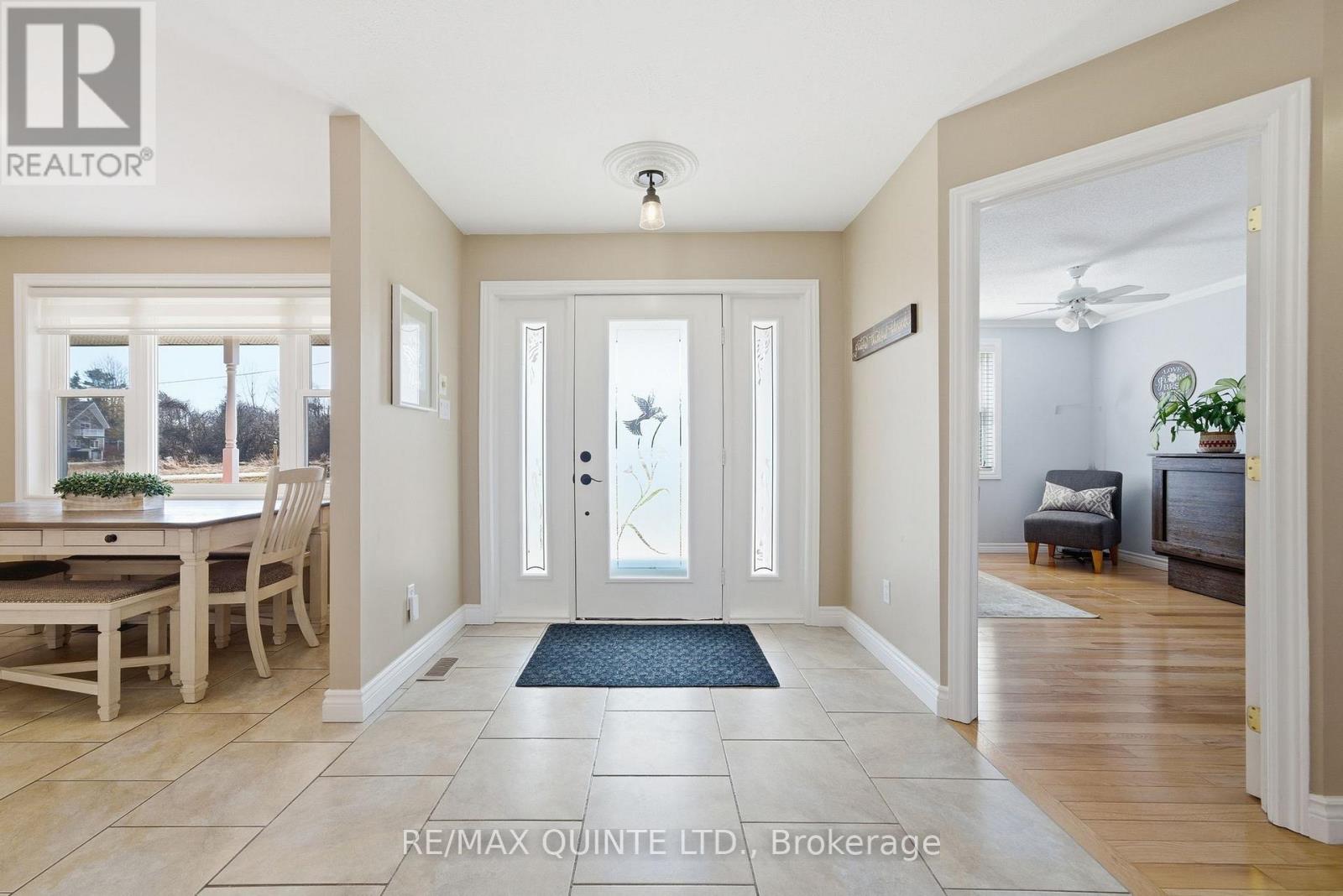 19 St Andrews Lane Drive, Rideau Lakes, Ontario  K0G 1X0 - Photo 4 - X12994326