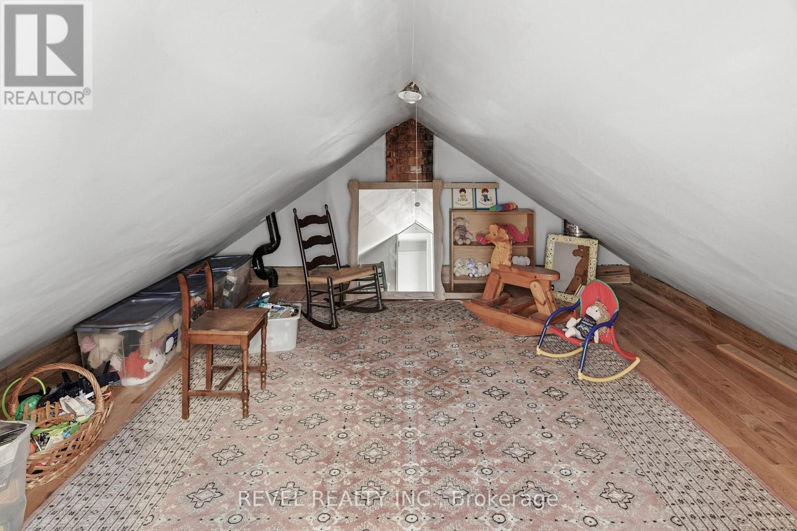 1804 Sturgeon Road, Kawartha Lakes, Ontario  K0M 1L0 - Photo 35 - X12994346