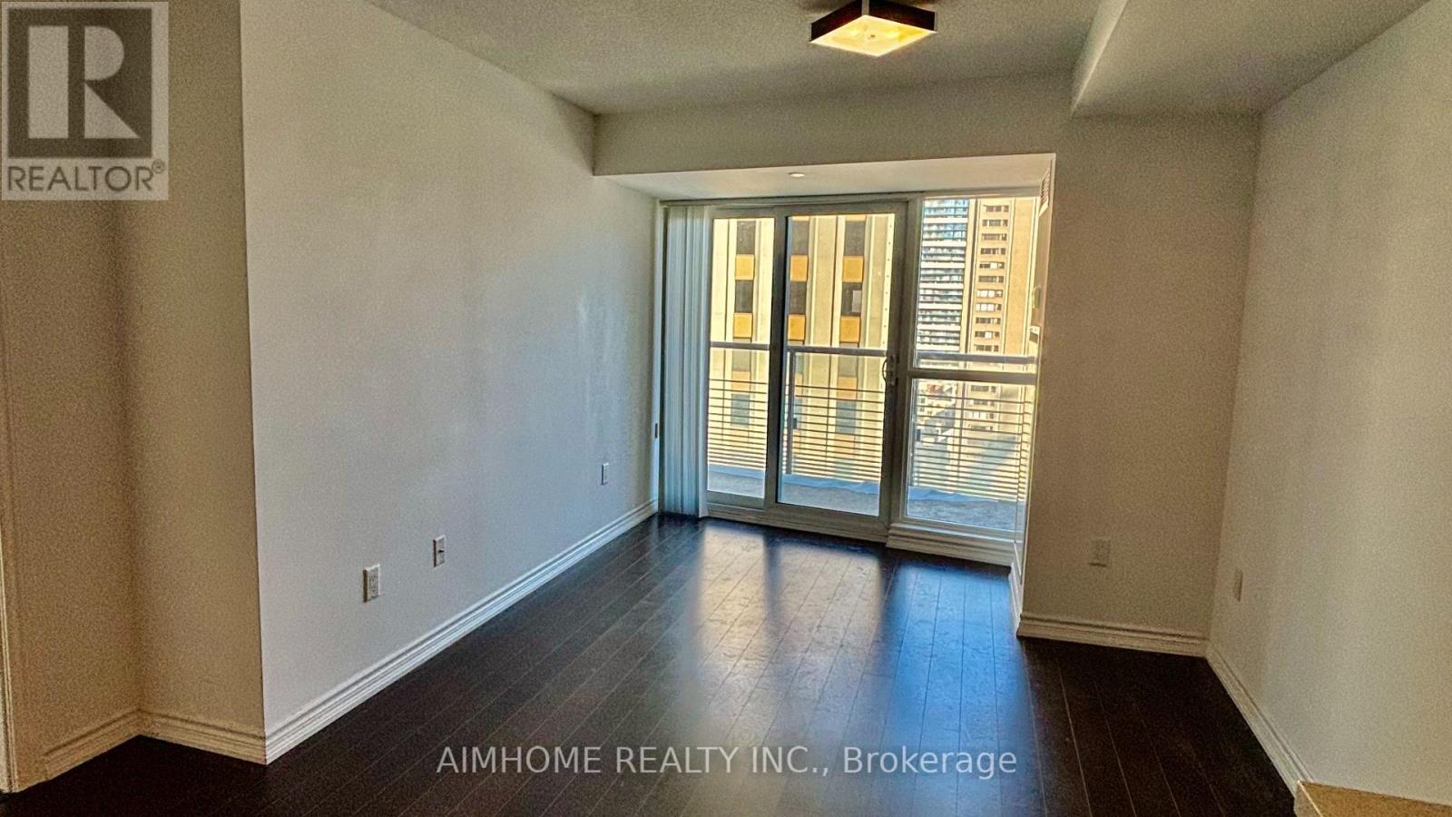 1405 - 386 Yonge Street, Toronto, Ontario  M5B 0A5 - Photo 9 - C12994212