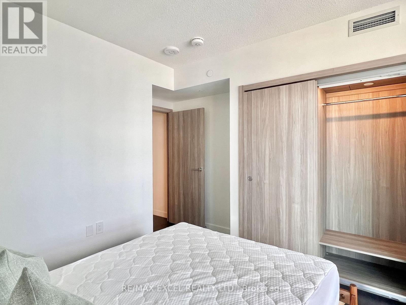 1811 - 38 Widmer Street, Toronto, Ontario  M5V 0P7 - Photo 20 - C12994216