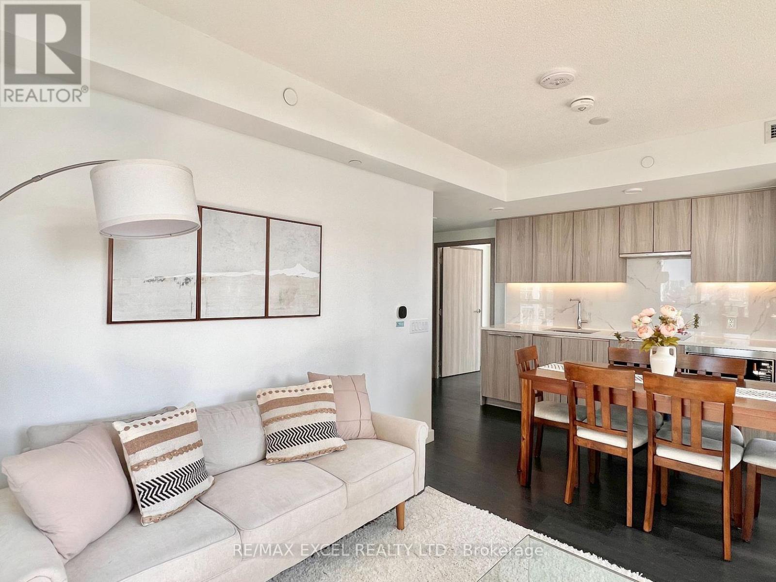 1811 - 38 Widmer Street, Toronto, Ontario  M5V 0P7 - Photo 5 - C12994216