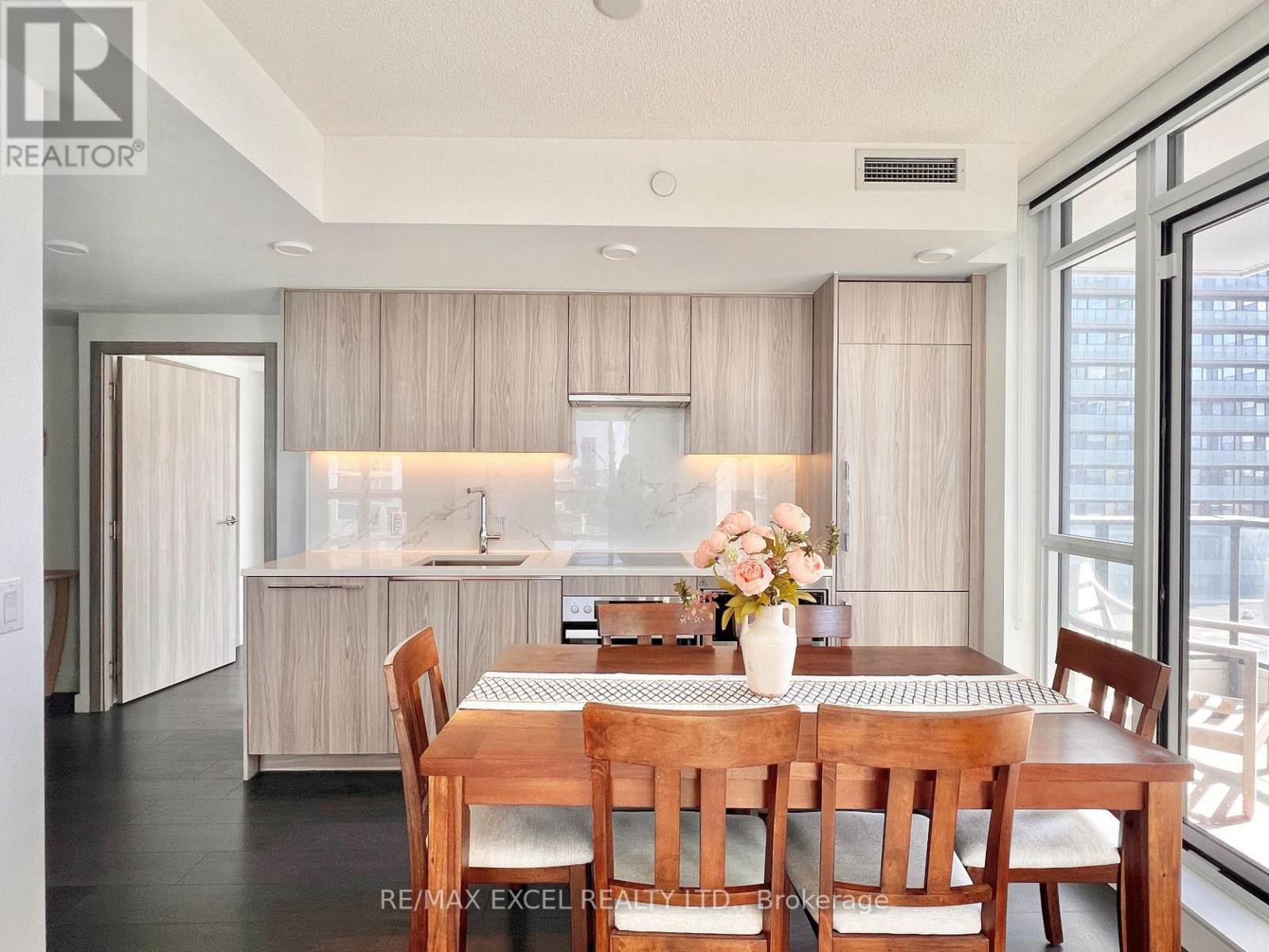 1811 - 38 Widmer Street, Toronto, Ontario  M5V 0P7 - Photo 6 - C12994216