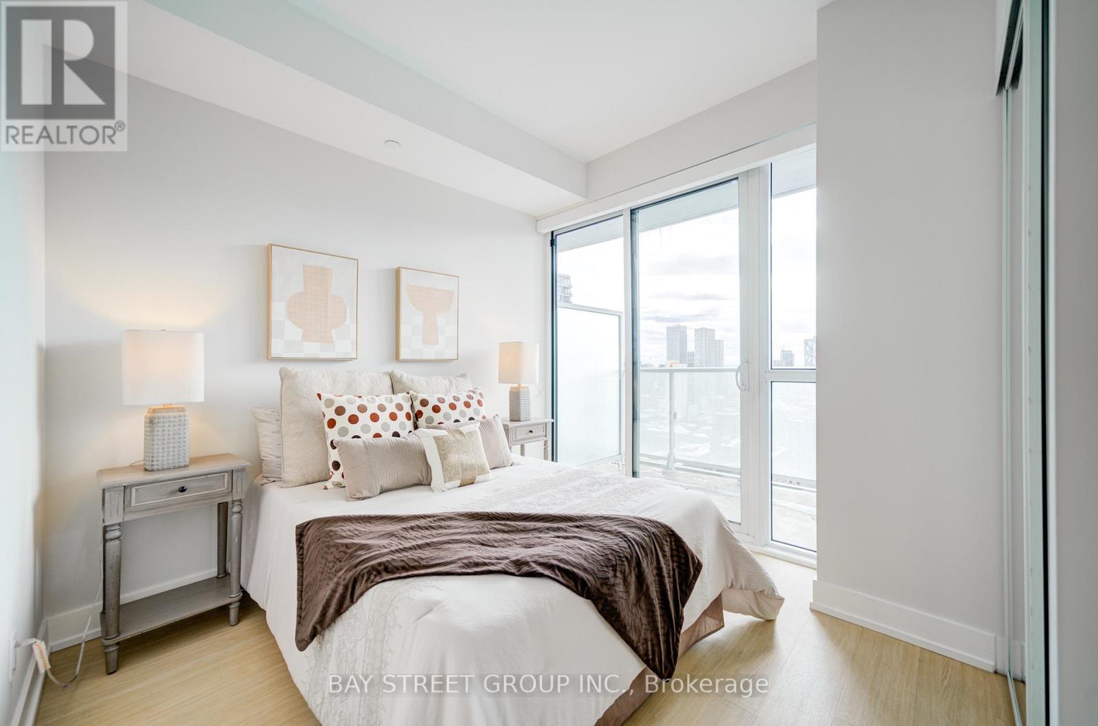 3211 - 7 Grenville Street, Toronto, Ontario  M4Y 0E9 - Photo 7 - C12994238