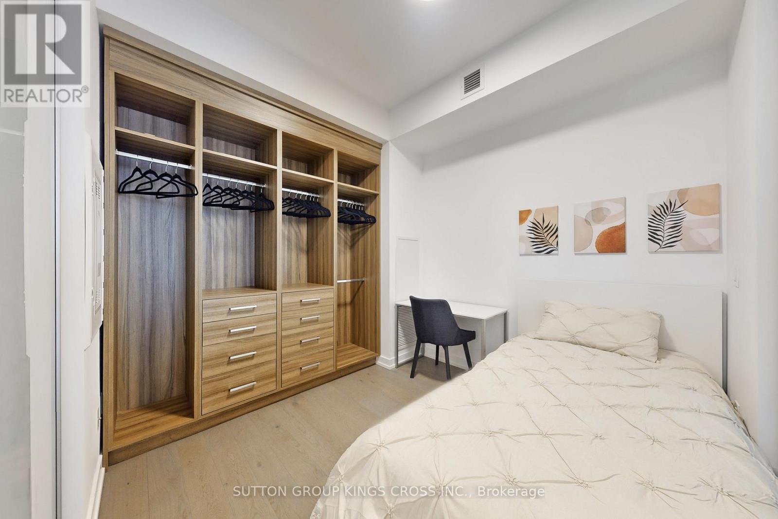 3901 - 488 University Avenue, Toronto, Ontario  M5G 0C1 - Photo 21 - C12994256