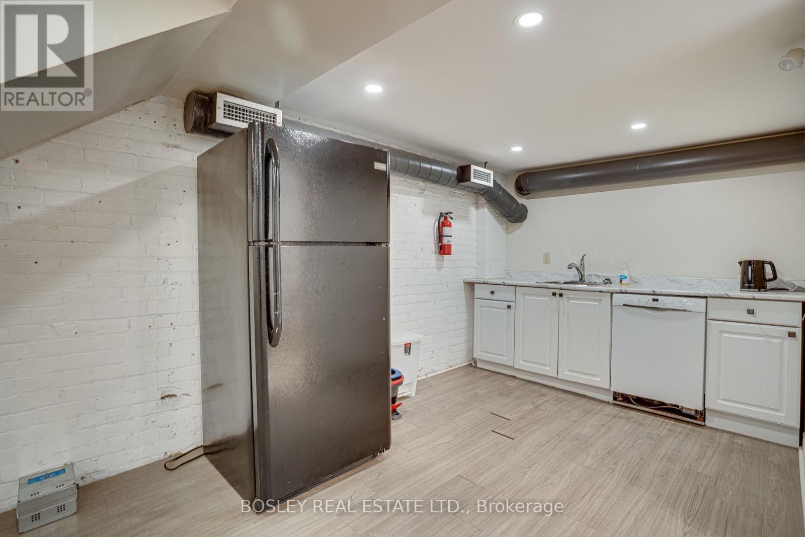 B - 711 Queen Street E, Toronto, Ontario  M4M 1H1 - Photo 15 - E12994272