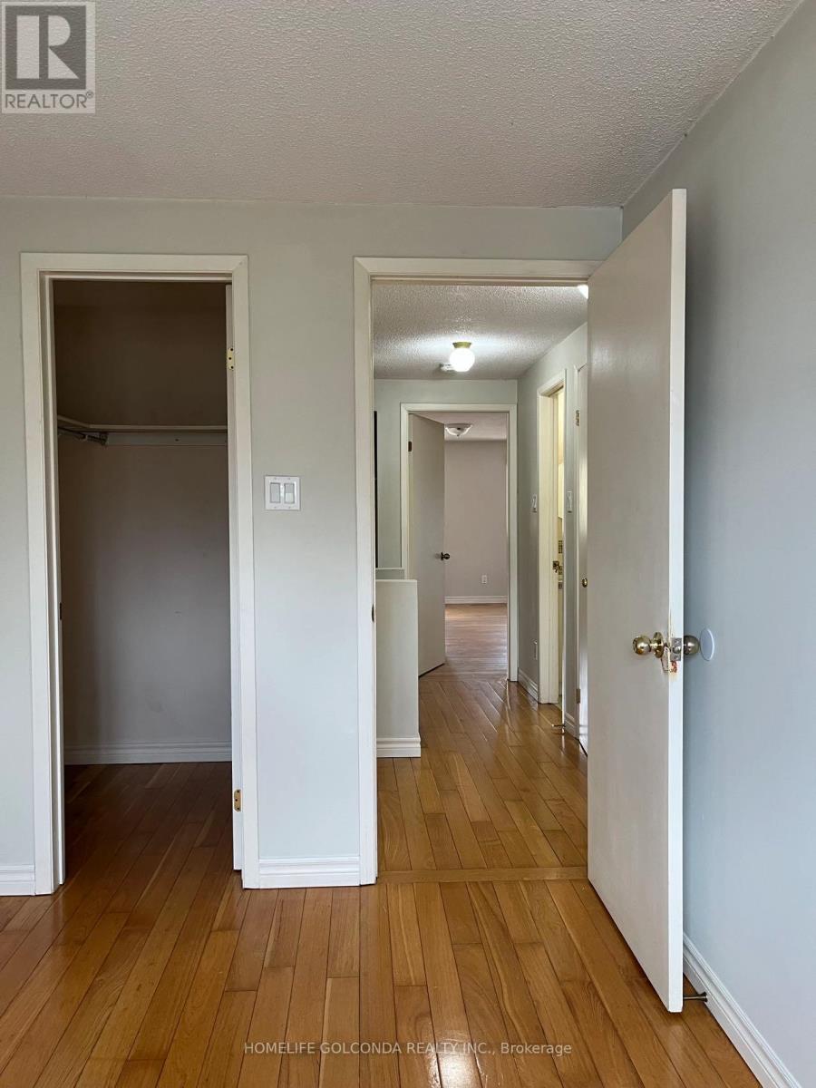 85 Penmarric Place, Toronto, Ontario  M1V 4E3 - Photo 5 - E12994348