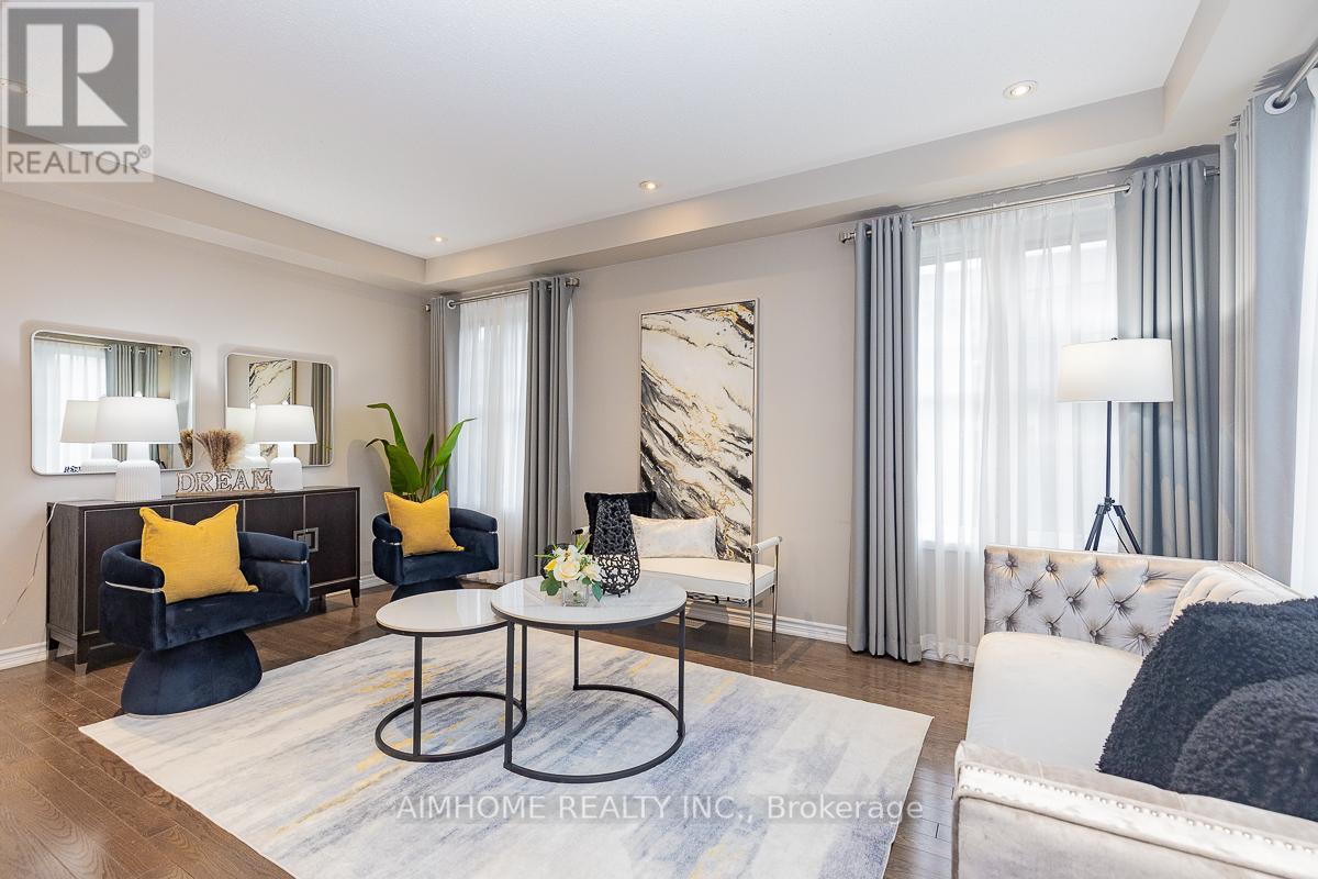 246 Thomas Phillips Drive, Aurora, Ontario L4G 0T6 - Photo 5 - N12994246