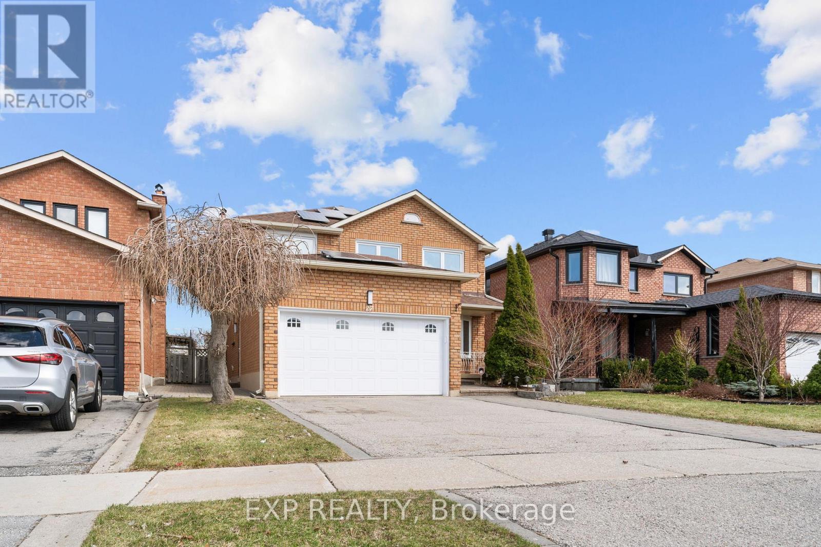27 Via Nova Drive, Vaughan, Ontario L4L 7P9 - Photo 2 - N12994250