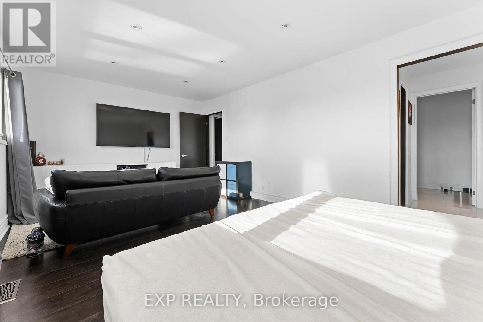 27 Via Nova Drive, Vaughan, Ontario L4L 7P9 - Photo 23 - N12994250