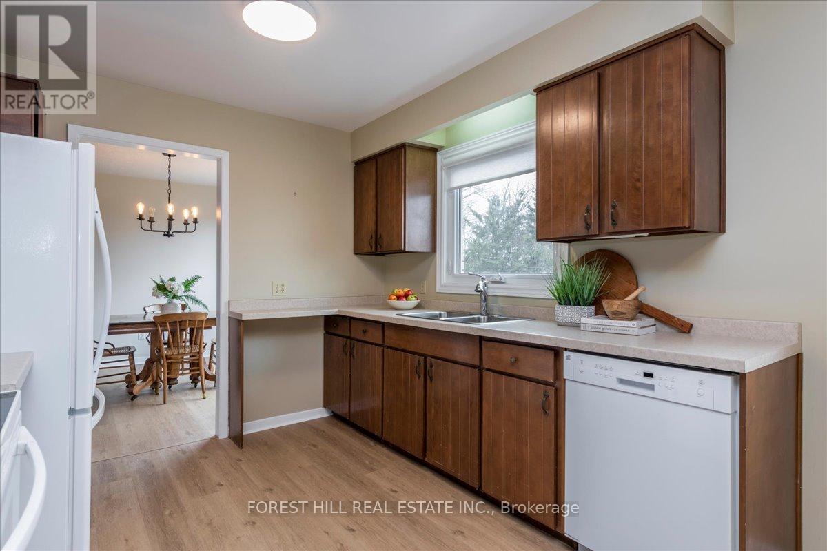 10 Peacock Lane, Barrie (Allandale Heights), Ontario  L4N 3R5 - Photo 10 - S12994276