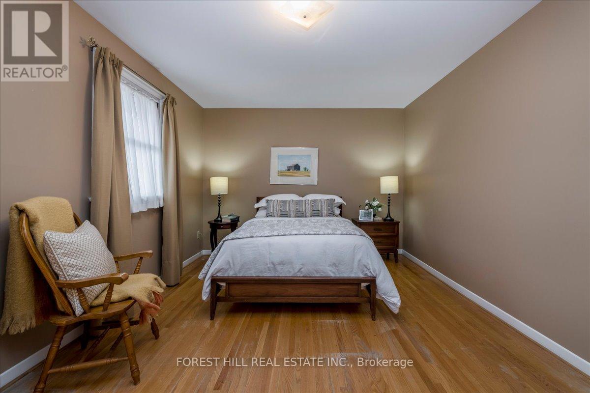 10 Peacock Lane, Barrie (Allandale Heights), Ontario  L4N 3R5 - Photo 21 - S12994276