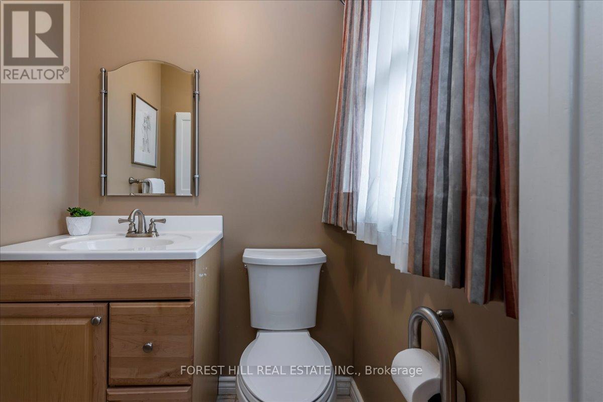 10 Peacock Lane, Barrie (Allandale Heights), Ontario  L4N 3R5 - Photo 24 - S12994276