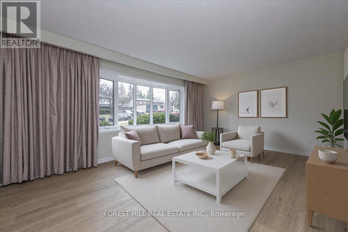 10 Peacock Lane, Barrie (Allandale Heights), Ontario  L4N 3R5 - Photo 3 - S12994276