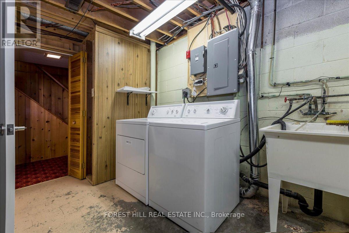 10 Peacock Lane, Barrie (Allandale Heights), Ontario  L4N 3R5 - Photo 37 - S12994276