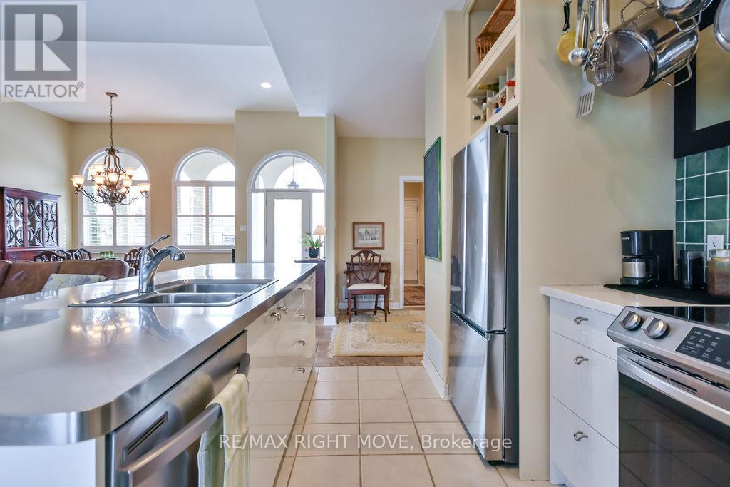 14 Sandlewood Trail, Ramara (Brechin), Ontario  L0K 1B0 - Photo 15 - S12994340