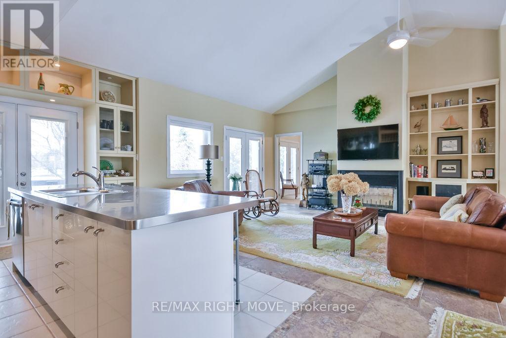 14 Sandlewood Trail, Ramara (Brechin), Ontario  L0K 1B0 - Photo 16 - S12994340