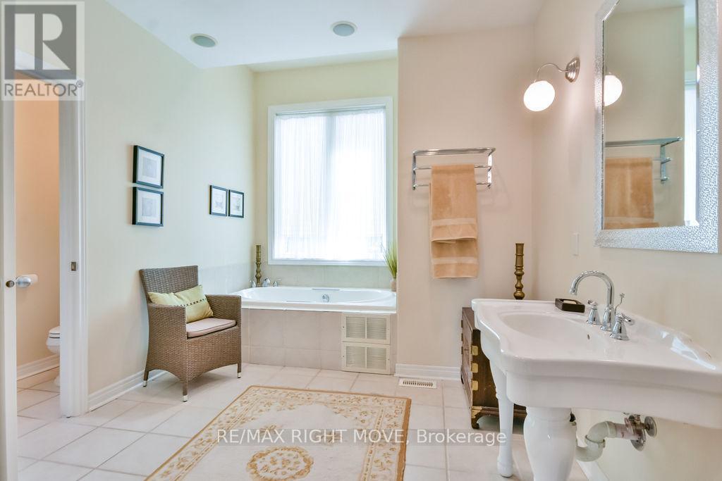 14 Sandlewood Trail, Ramara (Brechin), Ontario  L0K 1B0 - Photo 27 - S12994340