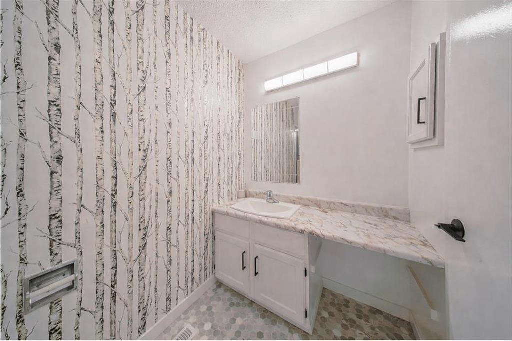 7 Amelia Crescent, Winnipeg, Manitoba  R2K 3X8 - Photo 11 - 202606711