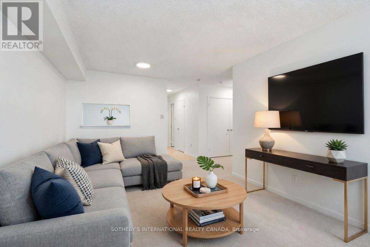 1703 - 75 King Street E, Mississauga, Ontario  L5A 4G5 - Photo 12 - W12994208